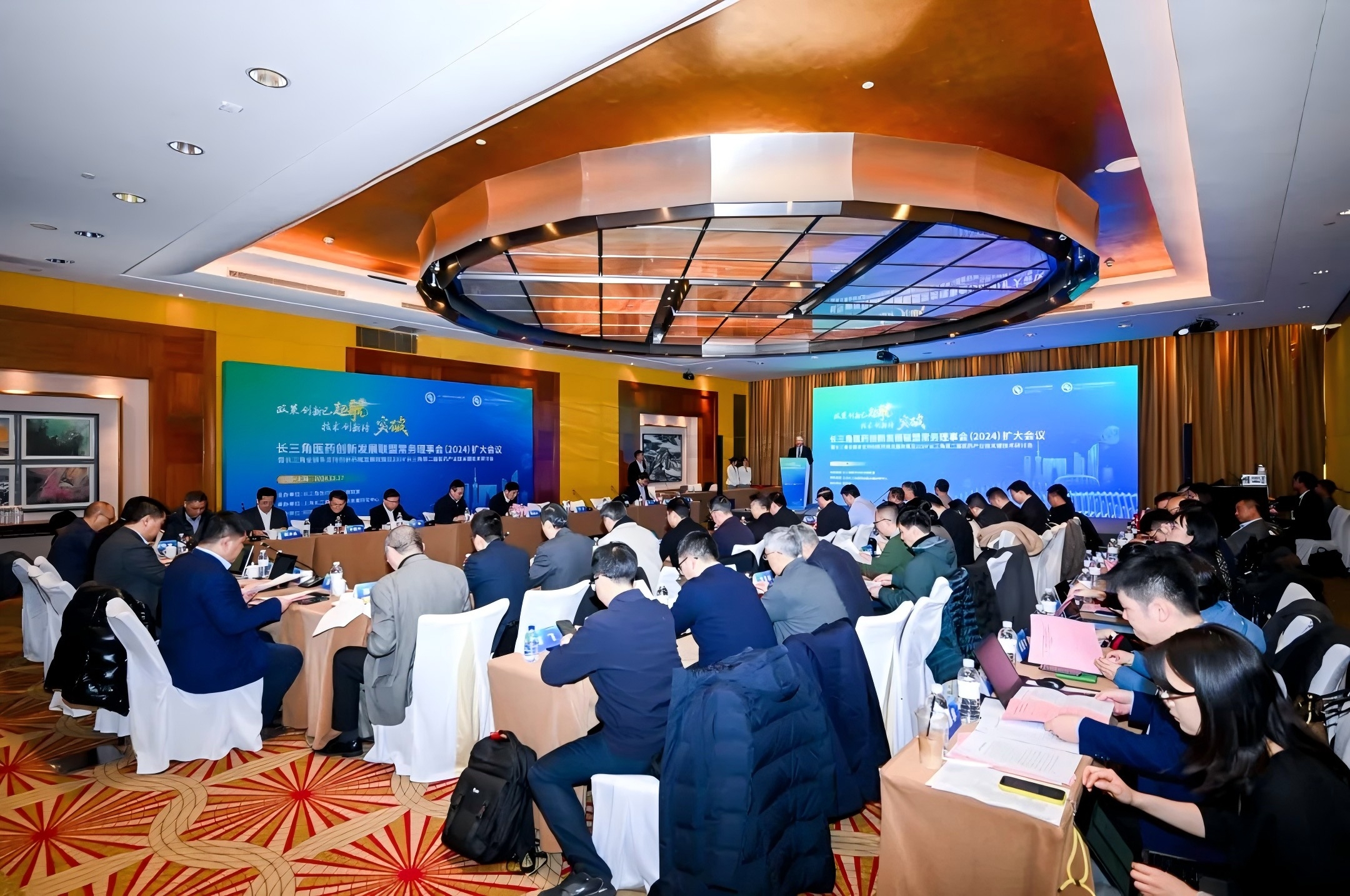 1735979377802542.jpg 1735979377802542.jpg